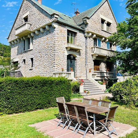 La Maison Au Toit Vert エスパリオン エクステリア 写真