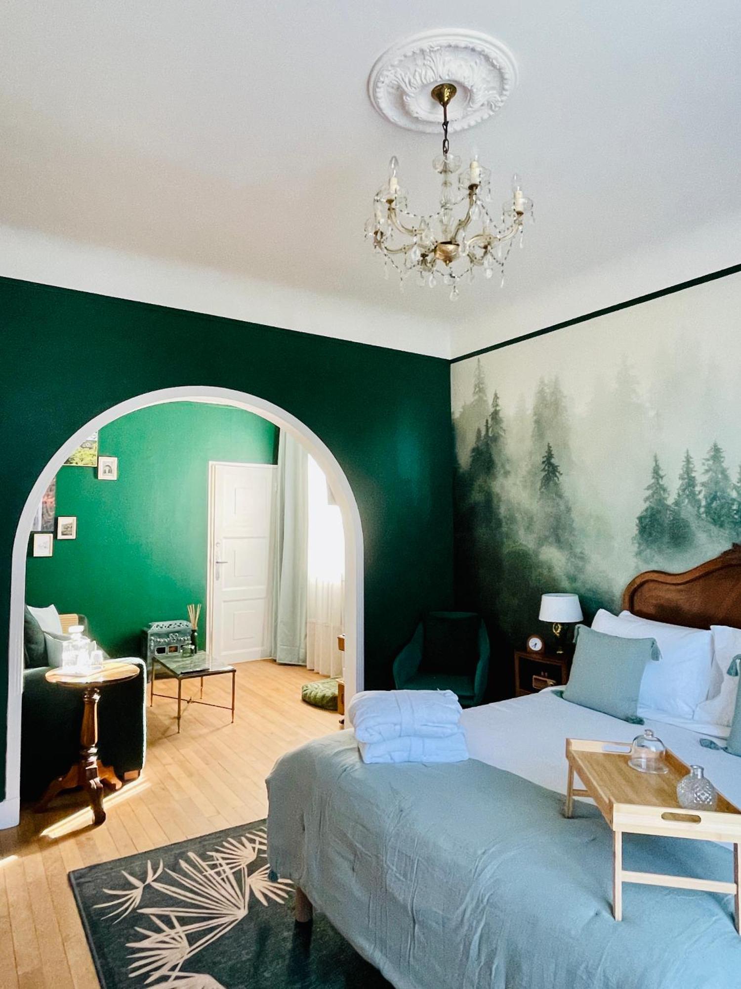 La Maison Au Toit Vert エスパリオン エクステリア 写真