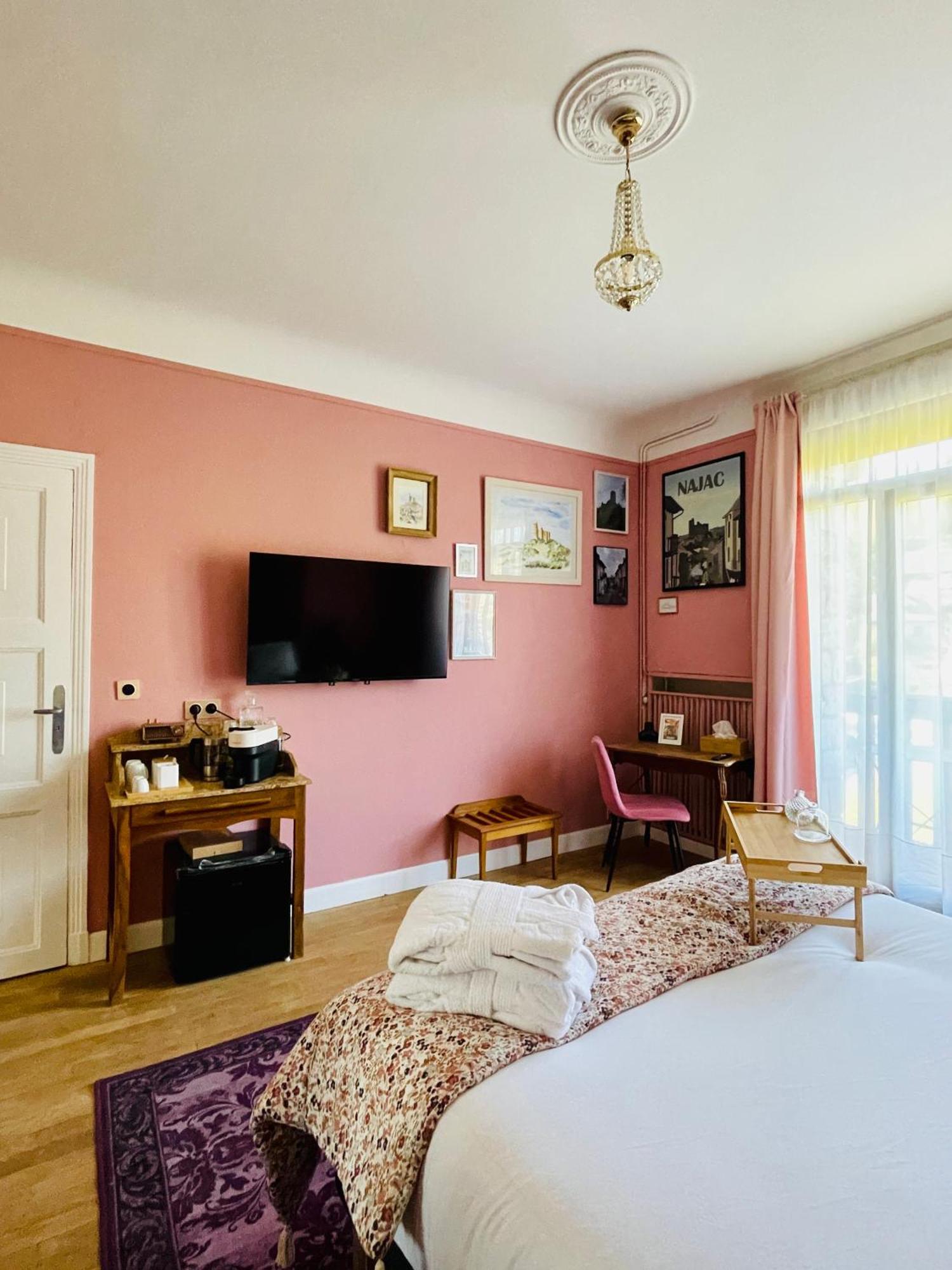 La Maison Au Toit Vert エスパリオン エクステリア 写真